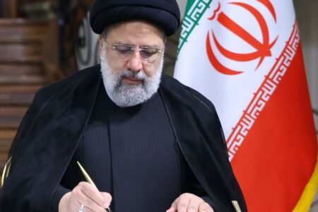 رئیس‌جمهور: دولت از نظام خانواده‌ در برابر آسیب‌های اجتماعی حمایت می‌کند