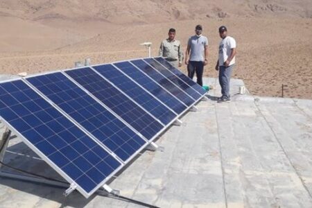 ۱۰۲ سامانه خورشیدی در شهر علی اکبر هامون در حال نصب است