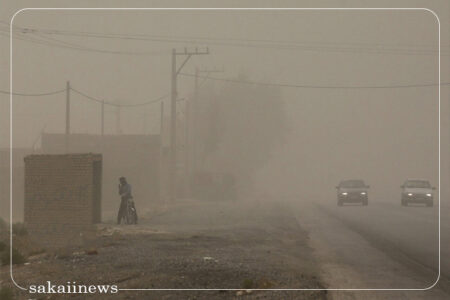 کاهش مخاطرات گرد و غبار سیستان در اولویت دولت است