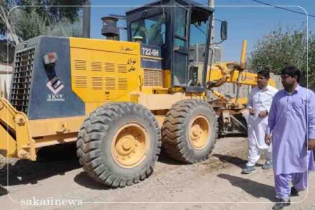۲۰۰ هزار متر مربع از معابر خاش آسفالت شد
