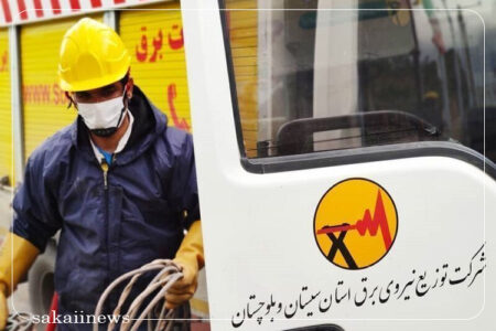 باران هشت اصله پایه شبکه برق پلان سیستان و بلوچستان را تخریب کرد