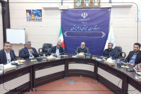 توسعه شبکه بزرگراهی و ریلی سیستان و بلوچستان تضمین کننده تقویت زیربنای اقتصادی کشور است