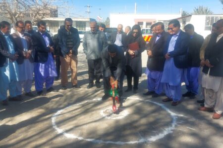 عملیات ساخت مدرسه ۹ کلاسه در حاشیه شهر خاش آغاز شد