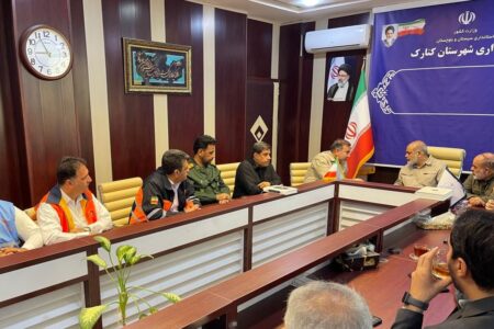 موافقت وزیر کشور برای اعزام ماشین الات راهسازی برای بازگشایی مسیرهای درگیر سیلاب جنوب سیستان و بلوچستان