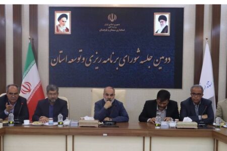 ارتباط بین صنعت، دانشگاه و پارک علم و فناوری تقویت شود/مشارکت مردم در طرح‌ها راه پیشرفت