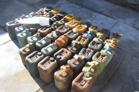 قاچاقچی سوخت در نیکشهر نقره داغ شد