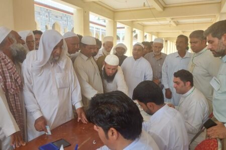 ۱۱۸ شعبه ثابت و سیار در حال جمع‌آوری آرای مردم چابهار هستند