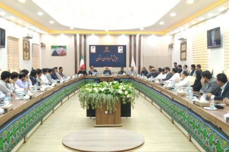 استاندار: توقف در انجام امور استان به هیچ عنوان قابل قبول نیست