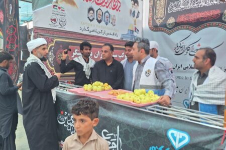 ادامه خدمت رسانی کارکنان جهاد کشاورزی به زوار پاکستانی در مرزهای سیستان و بلوچستان