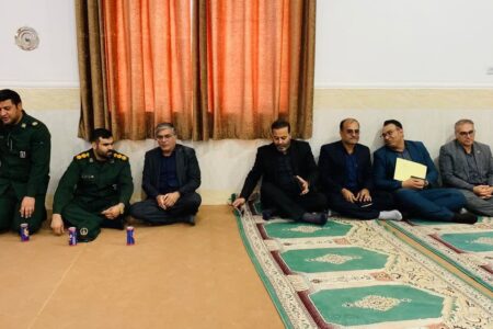 برگزاری میز خدمت در روستای سیادک شهرستان زاهدان