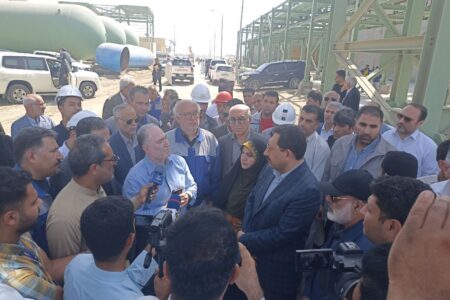 وزیر صمت از مجتمع فولاد مَکُّران بازدید کرد