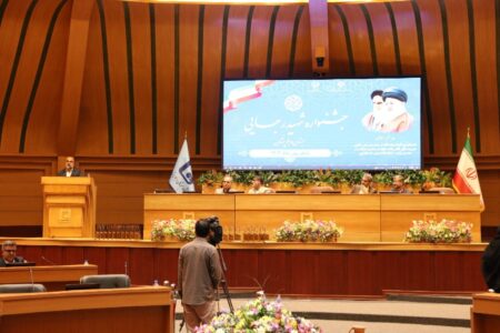 استاندار سیستان و بلوچستان از ۱۹ دستگاه اجرایی برتر در جشنواره شهید رجایی تقدیر کرد