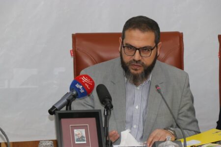 معاون حقوقی عامه دادستان زاهدان: اخبار خودسوزی پدر دانش‌آموز کذب است؛ بررسی‌ها نشان می‌دهد علت عدم ثبت‌نام منطقی بوده است