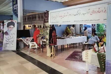 سفیر مالزی و کاردار هندوستان از صنایع‌دستی سیستان و بلوچستان در جشنواره مونسون ۲۰۲۴ بازدید کرد