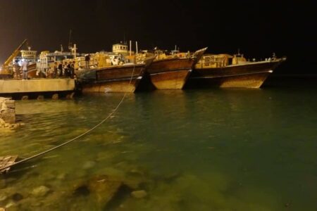 توقیف ۱۰ فروند شناور؛ ۷۹ هزار لیتر سوخت قاچاق در سیستان و بلوچستان کشف شد