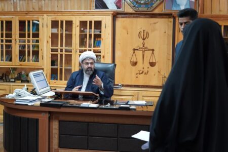 رئیس کل دادگستری سیستان و بلوچستان به مشکلات ۵۵ نفر از مراجعان رسیدگی کرد