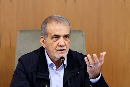 ۳۳ مصوبه ارمغان سفر رئیس جمهور برای مردم سیستان و بلوچستان