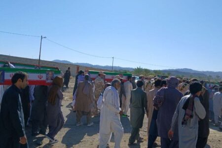 تشییع پیکر مطهر پنج شهید حادثه تروریستی سیرکان سراوان