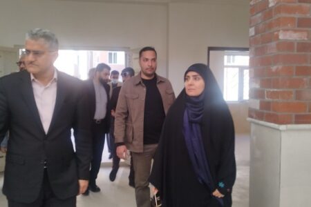 وزیر راه و شهرسازی از پروژه های مسکن ملی زاهدان بازدید کرد