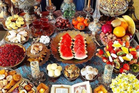 از معرفی آداب کهن شب یلدا در سیستان و بلوچستان تا گلایه های مردم از گرانی آجیل و میوه