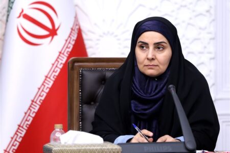 بررسی پروژه های راهسازی فنوج توسط وزیر راه و شهرسازی