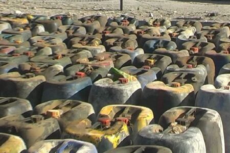 کشف ۵۰ گالن بنزین قاچاق در سراوان