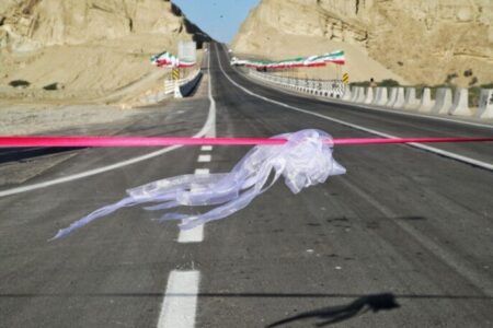 ۳۱۲ کیلومتر کریدور بزرگراهی نوار ساحلی جنوب مکران تا پایان دولت تکمیل می‌شود
