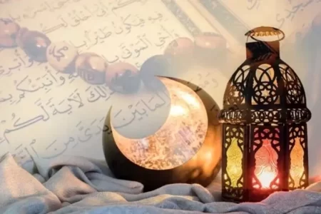 رونق بازار رمضان در زاهدان/ از قیمت‌های جدید تا توصیه‌های تغذیه‌ای برای روزه‌داران