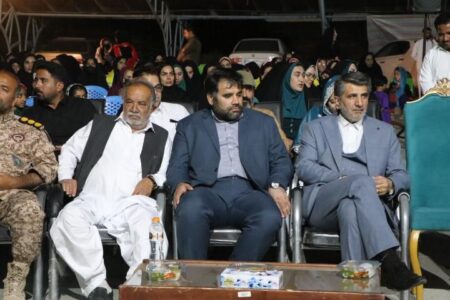 برگزاری بیست و هفتمین جشنواره خیرین مدرسه‌ساز در سراوان