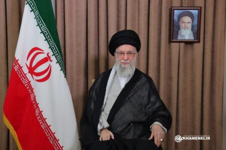 رهبر معظم انقلاب: نیروهای مسلح رژیم رذل صهیونی را بیچاره خواهند کرد