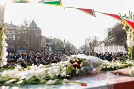 مراسم تشییع و تدفین شهدای اقتدار ایران در روز یکشنبه