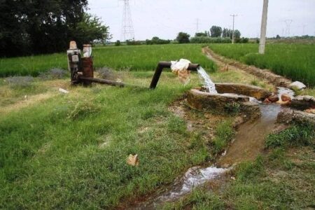 تامین برق بر اساس چهار چوب پروانه بهره برداری چاه های کشاورزی استان سیستان و بلوچستان