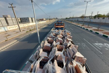اعزام کاروان «تجهیزات آموزشی مهر» در سیستان و بلوچستان/ ۸۷ هزار دانش‌آموز صاحب تجهیزات آموزشی استاندارد شدند