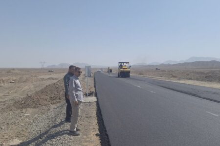 پیشرفت ۶۰ درصدی ساخت ۳۰۴ کیلومتر بزرگراه و راه اصلی در شمال سیستان و بلوچستان / فعالیت بی‌وقفه ۱۵ کارگاه راه‌سازی با اشتغال‌زایی برای بیش از ۲ هزار نفر
