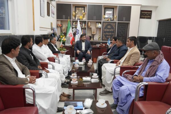 نسیم امید در ناصرآباد/امضای تفاهم‌نامه ساخت دبیرستان پسرانه ۶ کلاسه